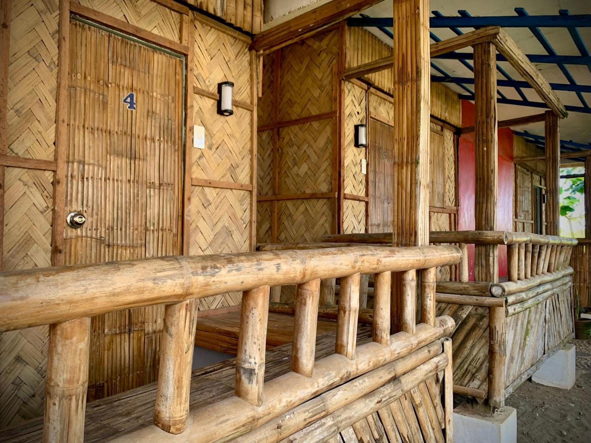 Old Parola Seaside Inn Baler Εξωτερικό φωτογραφία